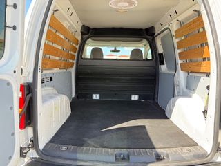 Volkswagen Caddy 2018 DIESEL 2.0cc-thumb-21