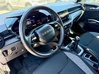 Skoda Fabia 2025 Essence 1.0 MPI 80 PS-thumb-4