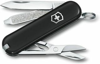 Victorinox Classic Ελβετικός Σουγιάς Μαύρος με Λάμα από Ατσάλι 0.6223.3B1