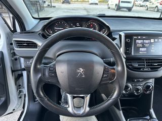 Peugeot 2008 2016-thumb-39