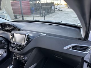 Peugeot 2008 2016-thumb-57