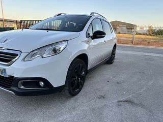 Peugeot 2008 2016-thumb-11