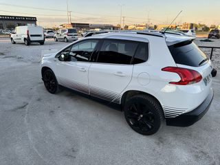 Peugeot 2008 2016-thumb-17