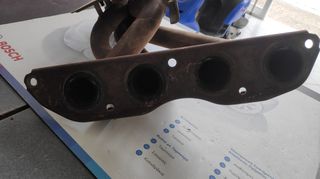 μεταχειρισμένη πολλαπλη εξαγωγης για Mitsubishi Colt 1300cc , με κωδικο :  MR994467c