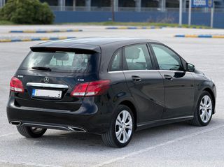 Mercedes-Benz B 180 2015 URBAN-DIESEL-AUTOMATIC-thumb-5