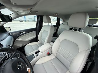 Mercedes-Benz B 180 2015 URBAN-DIESEL-AUTOMATIC-thumb-11