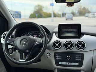 Mercedes-Benz B 180 2015 URBAN-DIESEL-AUTOMATIC-thumb-15