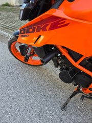 KTM 390 Duke 2025-thumb-4