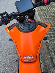 KTM 390 Duke 2025-thumb-8