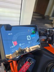 KTM 390 Duke 2025-thumb-9