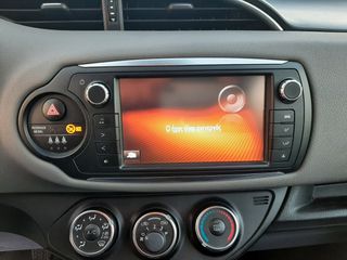 Toyota Yaris 2017 1,0- "S"- (CAMERA-LANE ASSIST-ΖΑΝΤΕΣ-ΘΕΡΜΑΙΝΟΜΕΝΑ...)-thumb-29