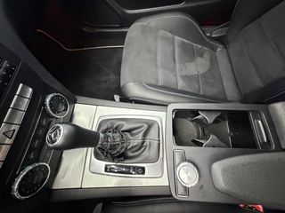 Mercedes-Benz C 180 2014-thumb-34