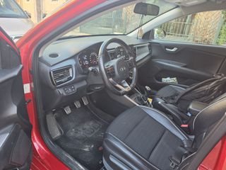Kia Rio 2018 gt line-thumb-13