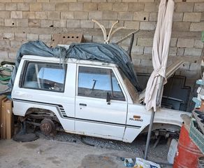 Mitsubishi pajero 1989 μόνο για ανταλλακτικά