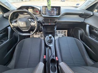 Peugeot 2008 2020 1.2_PURETECH_131 ps_ALLURE-thumb-70