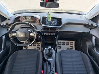 Peugeot 2008 2020 1.2_PURETECH_131 ps_ALLURE-thumb-71