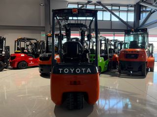 Toyota 2020 8FBΕ20T-thumb-2