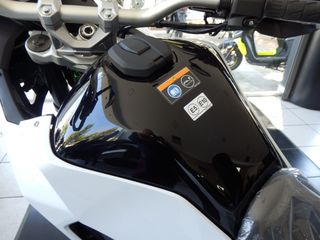 Kawasaki KLE 500 2026 SE-thumb-10