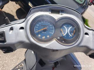 CFmoto 125 NK 2010 E CHARM-thumb-3