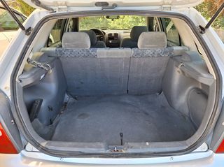 Mazda 323 1999-thumb-12