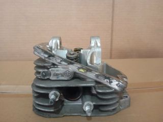 Κεφαλη κυλίνδρου με βαλβίδες σετ PIAGGIO FLY / LIBERTY 125 - 150 CC