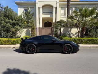 Porsche 911 2021 992 Carrera S Aerokit Porsche Approved
