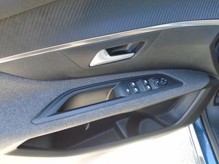 Peugeot 3008 2021 1.5 BLUEHDI 130 ACTIVE-thumb-10