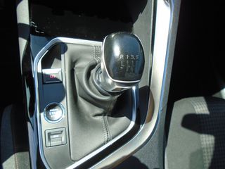Peugeot 3008 2021 1.5 BLUEHDI 130 ACTIVE-thumb-14