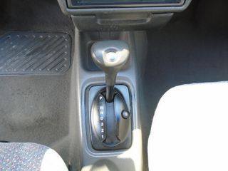 Opel Corsa 1996 1.4 16V B SERIES AUTOMATIC-thumb-13