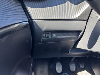 Peugeot 208 2021 1.5 Blue-HDi-thumb-20