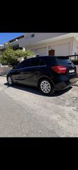 Mercedes-Benz A 180 2014 A 180-thumb-2