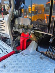 Scania 2015 Streamline 520-thumb-11