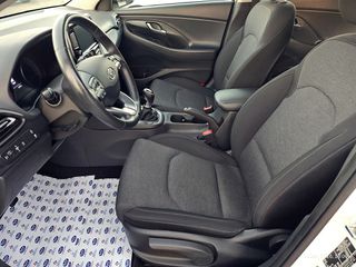 Hyundai i 30 2024 1.5 110hp MPi Premium-thumb-8