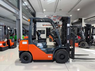 Toyota 2021 02-8FDF25