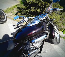Honda Magna 2000 v-twin