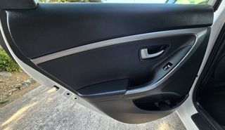 Hyundai i 30 2015 *ΟΘΟΝΗ*ΚΑΜΕΡΑ*NAVI*ΖΑΝΤΕΣ*136ps*ΑΥΤΟΜΑΤΟ ΠΑΡΚΑΡΙΣΜΑ-ΞΕΠΑΡΚΑΡ-thumb-86