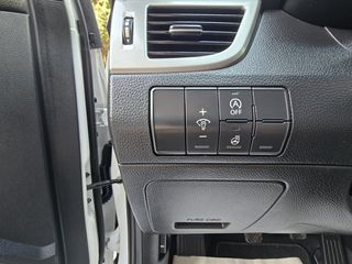 Hyundai i 30 2015 *ΟΘΟΝΗ*ΚΑΜΕΡΑ*NAVI*ΖΑΝΤΕΣ*136ps*ΑΥΤΟΜΑΤΟ ΠΑΡΚΑΡΙΣΜΑ-ΞΕΠΑΡΚΑΡ-thumb-45