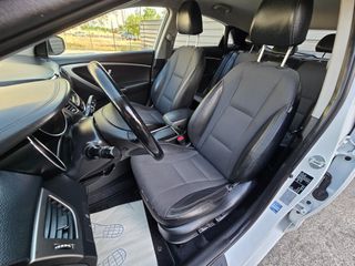 Hyundai i 30 2015 *ΟΘΟΝΗ*ΚΑΜΕΡΑ*NAVI*ΖΑΝΤΕΣ*136ps*ΑΥΤΟΜΑΤΟ ΠΑΡΚΑΡΙΣΜΑ-ΞΕΠΑΡΚΑΡ-thumb-62