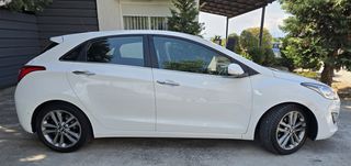 Hyundai i 30 2015 *ΟΘΟΝΗ*ΚΑΜΕΡΑ*NAVI*ΖΑΝΤΕΣ*136ps*ΑΥΤΟΜΑΤΟ ΠΑΡΚΑΡΙΣΜΑ-ΞΕΠΑΡΚΑΡ-thumb-12