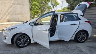Hyundai i 30 2015 *ΟΘΟΝΗ*ΚΑΜΕΡΑ*NAVI*ΖΑΝΤΕΣ*136ps*ΑΥΤΟΜΑΤΟ ΠΑΡΚΑΡΙΣΜΑ-ΞΕΠΑΡΚΑΡ-thumb-17