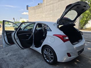 Hyundai i 30 2015 *ΟΘΟΝΗ*ΚΑΜΕΡΑ*NAVI*ΖΑΝΤΕΣ*136ps*ΑΥΤΟΜΑΤΟ ΠΑΡΚΑΡΙΣΜΑ-ΞΕΠΑΡΚΑΡ-thumb-19