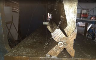 Στρανζα 3 μετρα 200 τονους ,