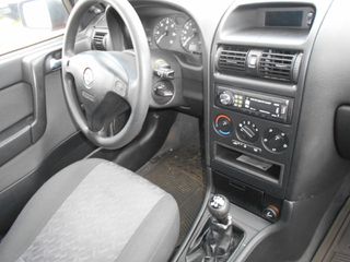 Κλούβα Opel 2002-thumb-12