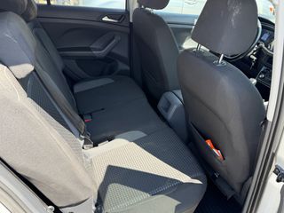 Volkswagen T-Cross 2021 Active-thumb-3