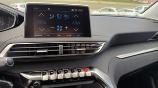 Peugeot 3008 2018 1.5 BLUEHDI 130 ALLURE + Advanced Grip Control-thumb-12