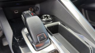 Peugeot 3008 2018 1.5 BLUEHDI 130 ALLURE + Advanced Grip Control-thumb-13