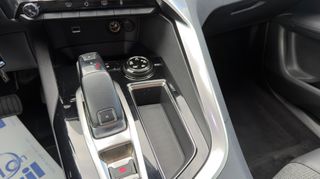 Peugeot 3008 2018 1.5 BLUEHDI 130 ALLURE + Advanced Grip Control-thumb-20