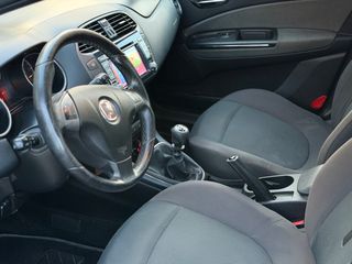 Fiat Bravo 2009-thumb-16