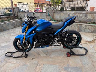 Suzuki GSX-S 1000 2016-thumb-2
