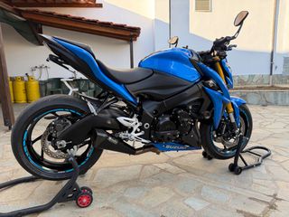 Suzuki GSX-S 1000 2016-thumb-6